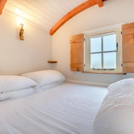 Maes Shepherds Hut Holiday home Uldale