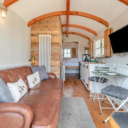 Maes Shepherds Hut Uldale